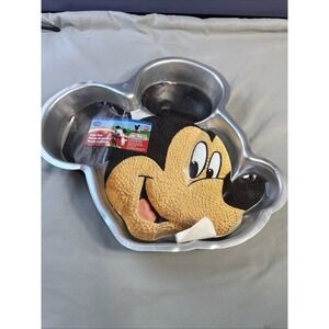 Wilton Mickey Mouse Head Cake Pan Disney Clubhouse 2105-7070 with Instructions